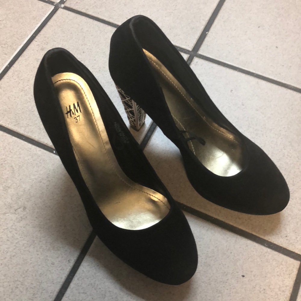 Heels - Picture 6 of 6